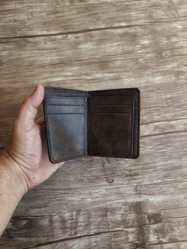 ⁦slim wallet.. بني مشحم⁩ - الصورة ⁦2⁩